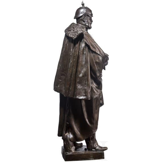 Kaiser Wilhelm I. - gro&szlig;e Bronzefigur von Joseph Uphues (1850 - 1911)