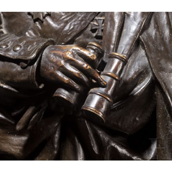 Kaiser Wilhelm I. - gro&szlig;e Bronzefigur von Joseph Uphues (1850 - 1911)