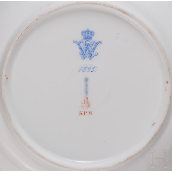 Kaiser Wilhelm II. - Neuosier-Suppenteller der KPM aus dem k&ouml;niglichen Tafelservice, datiert 1895