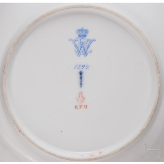 Kaiser Wilhelm II. - Neuosier-Suppenteller der KPM aus dem k&ouml;niglichen Tafelservice, datiert 1894