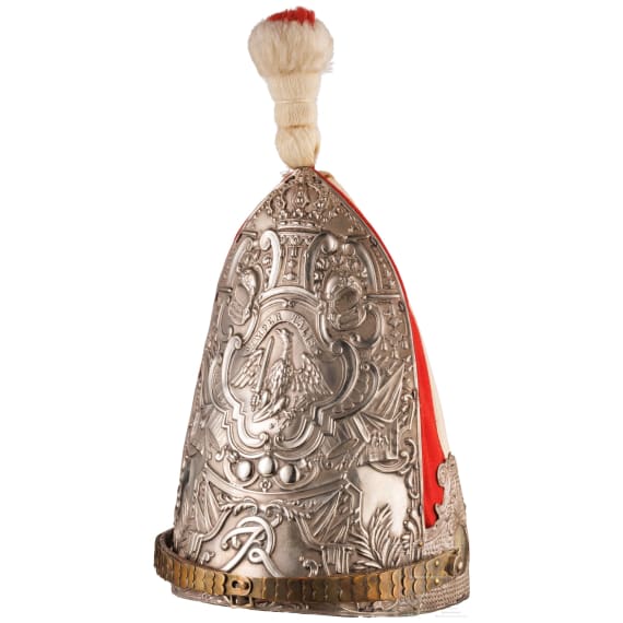 A Grenadier cap for men in the 1st Guards Regiment on foot, worn from 1897 onwards