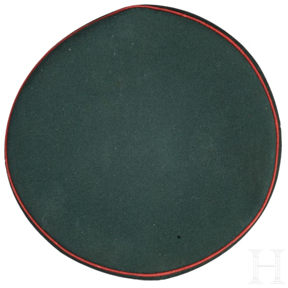 A visor cap for non-commissioned officers of the Guards Rifle Battalion, circa 1890