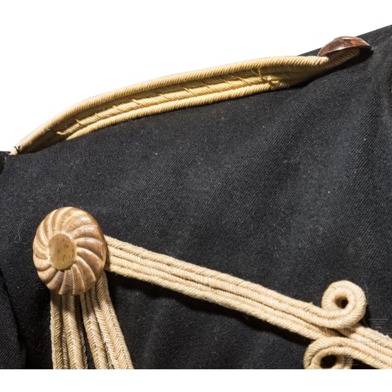 Attila eines Husaren des Braunschweigischen Husaren-Regiments Nr. 17, um 1910
