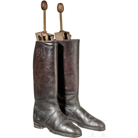A pair of boots for officers