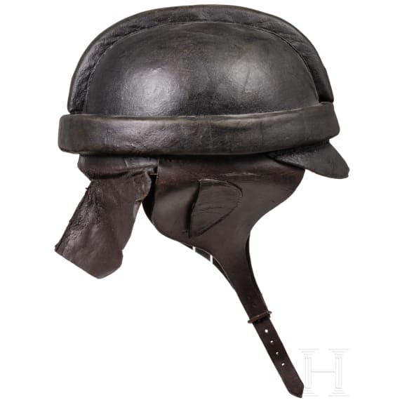 A protective helmet for aeroplane crews