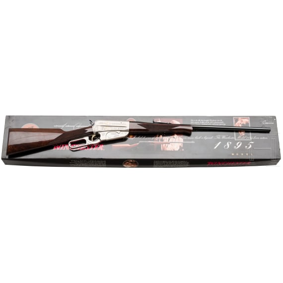 Winchester, Mod. 1895, im Karton