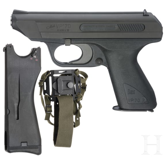 Heckler & Koch VP 70 Z, mit Anschlagschaft und Beriemung