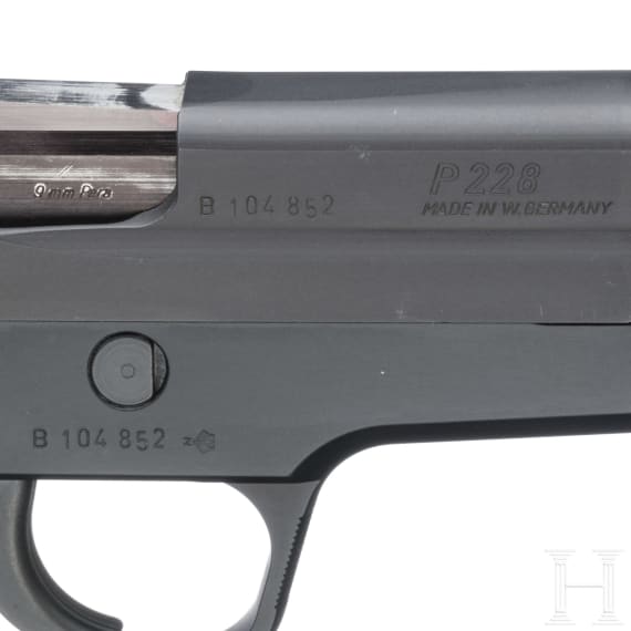SIG Sauer, Mod. P 228, im Karton