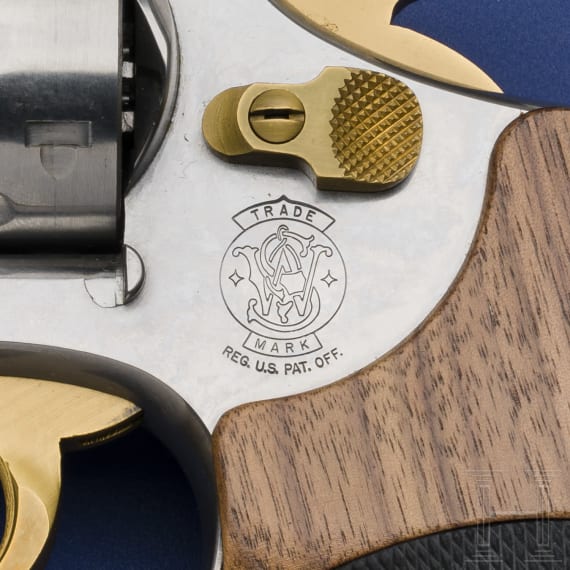 Smith & Wesson Mod. 617-1, im Koffer