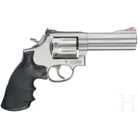 Smith & Wesson Mod. 686-4, "Distinguished Combat Magnum"