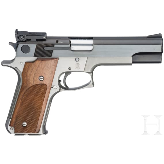 Smith & Wesson Mod. 745