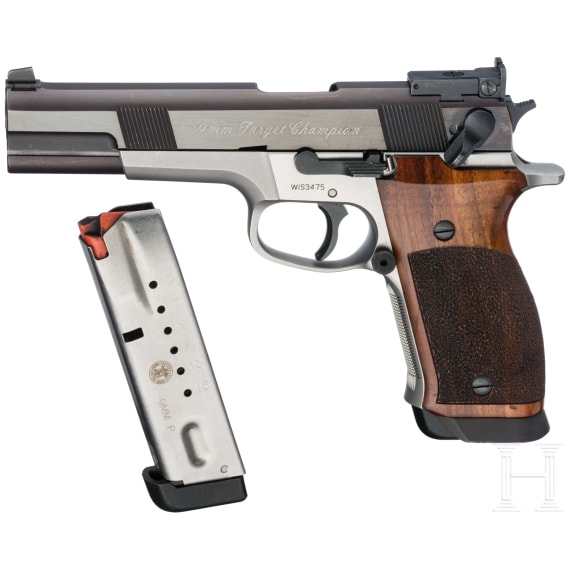 Smith & Wesson, Target Champion, Performance Center