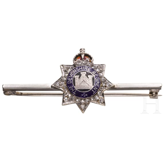 Regimentsbrosche des Devonshire-Regiments aus Wei&szlig;gold und Diamanten, um 1940