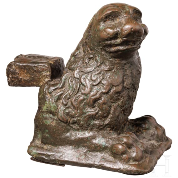 L&ouml;wenfu&szlig; eines Rednerpults oder Leuchters aus Bronze, Norditalien, 13./14. Jhdt.