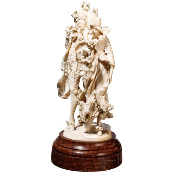 Galantes Paar aus Elfenbein, Otto E. Richter, Dresden, Ende 19. Jhdt.