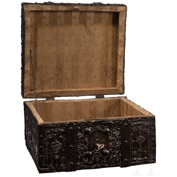 Mit Messingblech beschlagene Kassette, Niederlande, datiert 1749