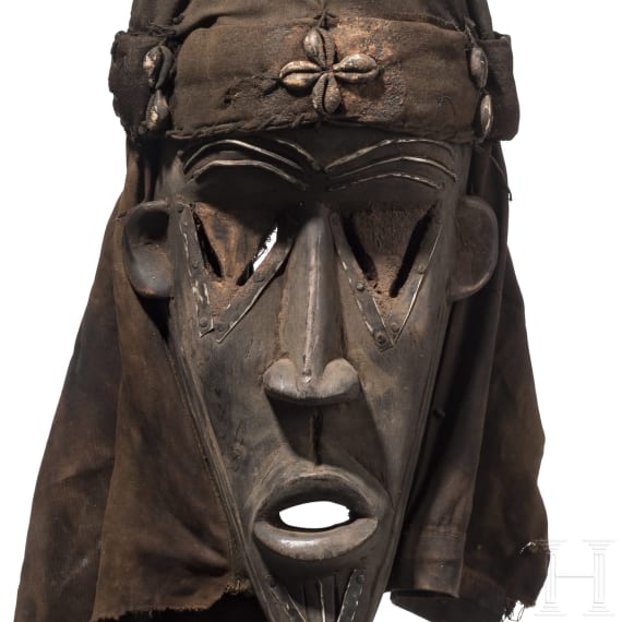 Drei Masken, Maasai/Kota/Chokwe oder Dan, Kenia/Gabon