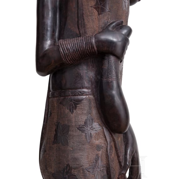 &Uuml;berlebensgro&szlig;e Skulptur einer Frau, Kenia, 20. Jhdt.