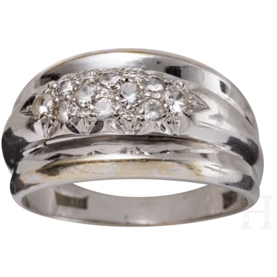 Wei&szlig;goldring mit Diamanten
