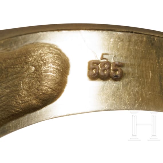Ring mit Diamanten