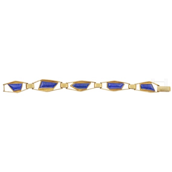 An 18ct gold and lapis lazuli bracelet