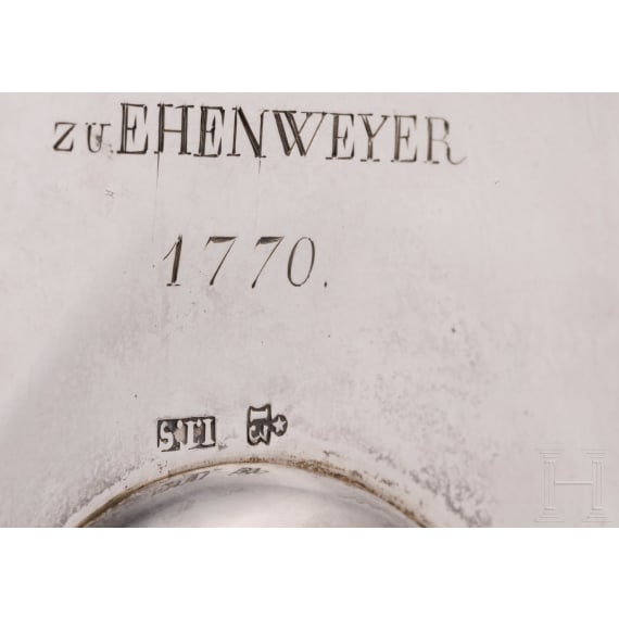Silberne Tazza mit Widmungsinschrift und Lamm Gottes, deutsch, 1824