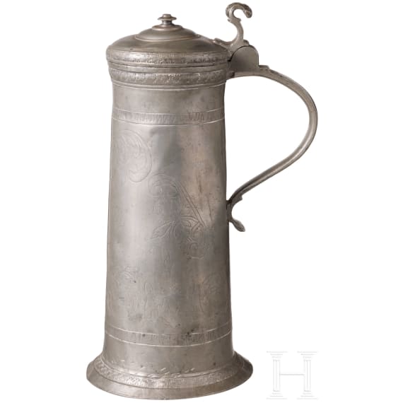Gravierte Palmettenkanne aus Zinn, Siebenb&uuml;rgen, Sch&auml;ssburg (Sighisoara), fr&uuml;hes 17. Jhdt.