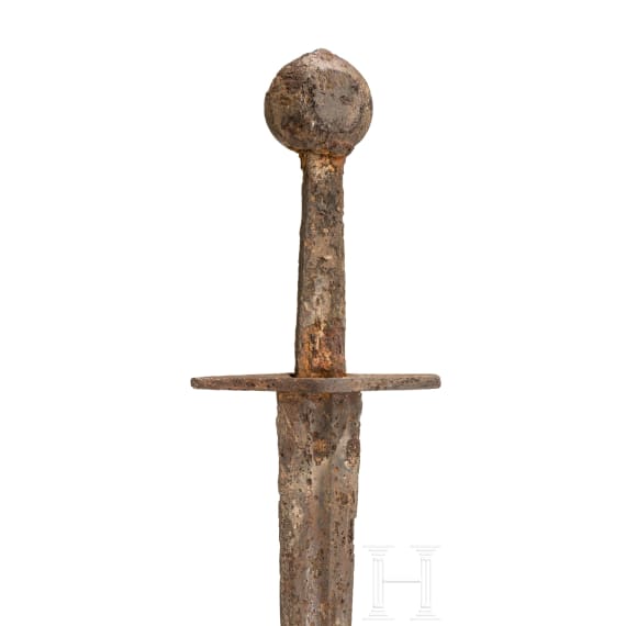 Ritterliches Scheibenknaufschwert mit eingelegter Klingeninschrift, deutsch, Mitte 14. Jhdt.