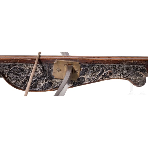 Armbrust mit jagdlichen Motiven, Nordfrankreich, 19. Jhdt.