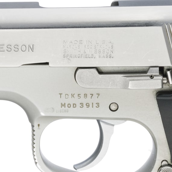 A Smith & Wesson Mod. 3913