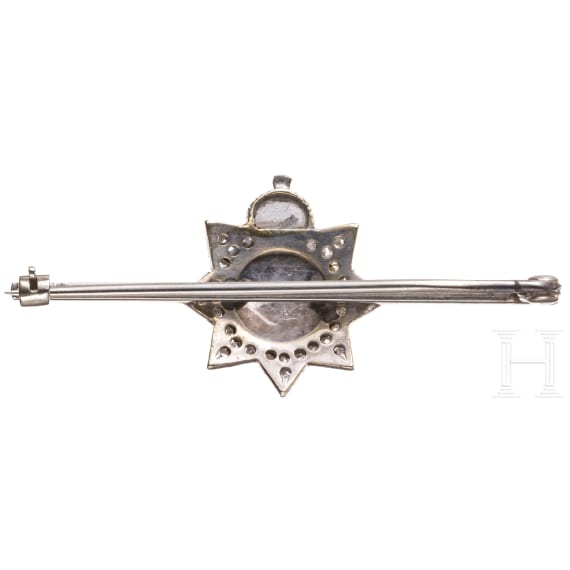 Regimentsbrosche des Devonshire-Regiments aus Wei&szlig;gold und Diamanten, um 1940