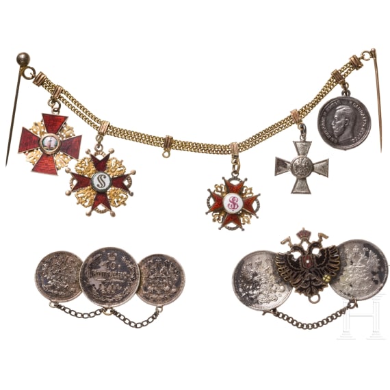 F&uuml;nfteiliges Miniaturenkettchen mit St.-Anna-, zwei St.-Stanislaus-, St.-Georgs-Orden und Kr&ouml;nungsmedaille, um 1910