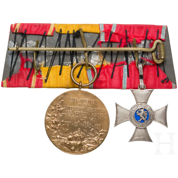 Gro&szlig;herzogtum Hessen - Silbernes Kreuz des Verdienstordens Philipps des Gro&szlig;m&uuml;tigen an Ordensschnalle