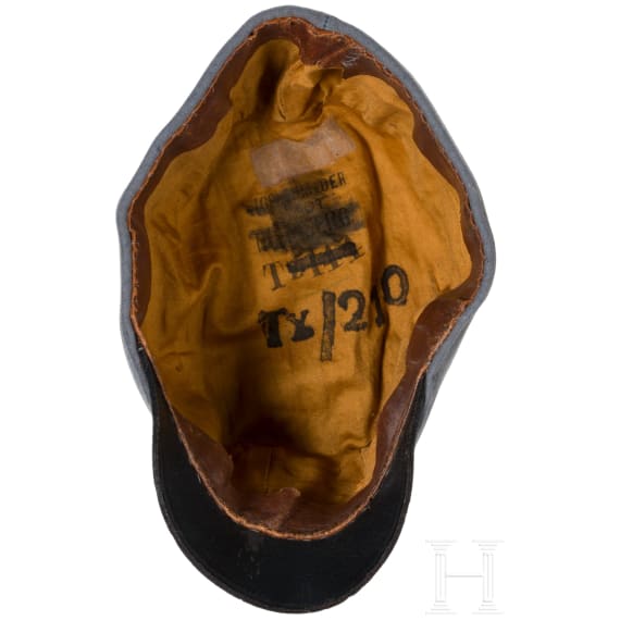 Drei Kopfbedeckungen der k.u.k. Armee, um 1900 - 1918