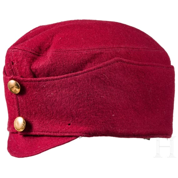 Drei Kopfbedeckungen der k.u.k. Armee, um 1900 - 1918