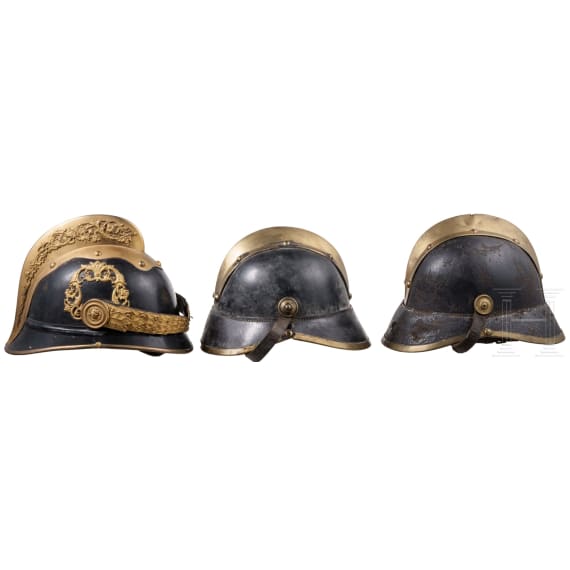 Drei Feuerwehrhelme, 1. Drittel 20. Jhdt.