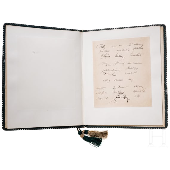Grafen von Buquoy de Longueval - zwei Ehrenurkunden zum 50-j&auml;hrigen Dienstjubil&auml;um f&uuml;r Simeon Hahn 1897 bzw. Ing. Carl Hahn 1930