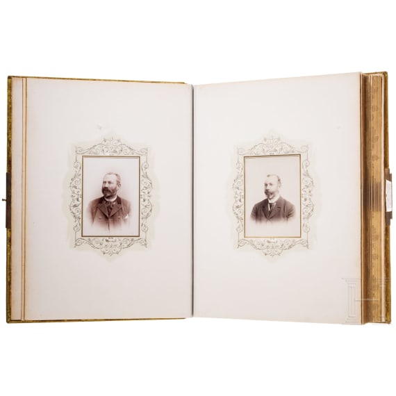 Grafen von Buquoy de Longueval - prunkvolles Geschenk-Fotoalbum zum 50-j&auml;hrigen Dienstjubil&auml;um des Reitf&ouml;rsters Simeon Hahn, 1897