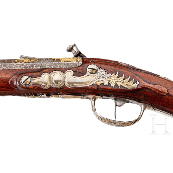 Bedeutende silbermontierte, jagdliche Steinschlossb&uuml;chse von Meister Ivan Permiak, St. Petersburg, um 1770