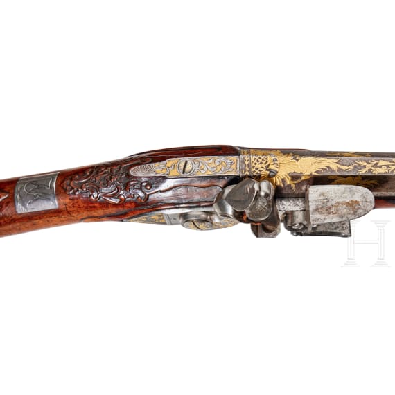 Bedeutende silbermontierte, jagdliche Steinschlossb&uuml;chse von Meister Ivan Permiak, St. Petersburg, um 1770