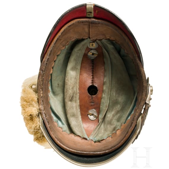 Helm M 1886 f&uuml;r Mannschaften der Kavallerie mit wei&szlig;em Paradebusch