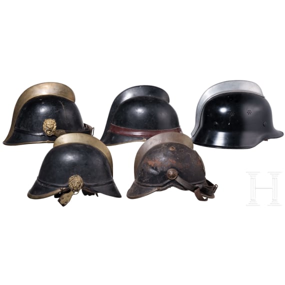 F&uuml;nf Feuerwehrhelme, 19./20. Jhdt.