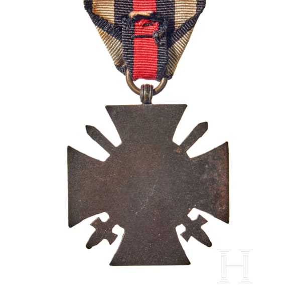 An Imperial German Prussian M 1871 Standarte pole top, streamer and oil cloth cover