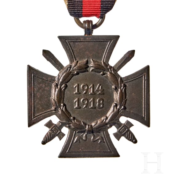 An Imperial German Prussian M 1871 Standarte pole top, streamer and oil cloth cover