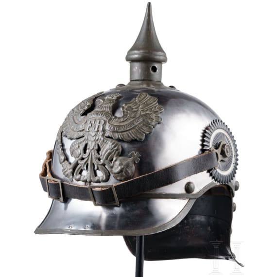 Helm M 1889 f&uuml;r Mannschaften der K&uuml;rassiere in Kriegsausf&uuml;hrung, um 1915