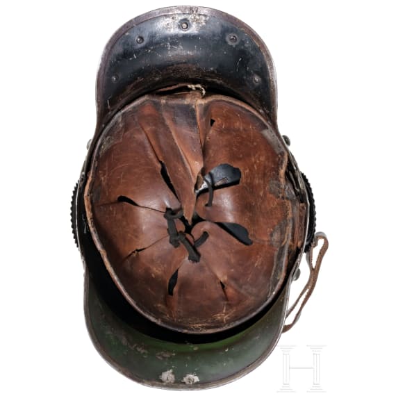 Helm M 1889 f&uuml;r Mannschaften der K&uuml;rassiere in Kriegsausf&uuml;hrung, um 1915