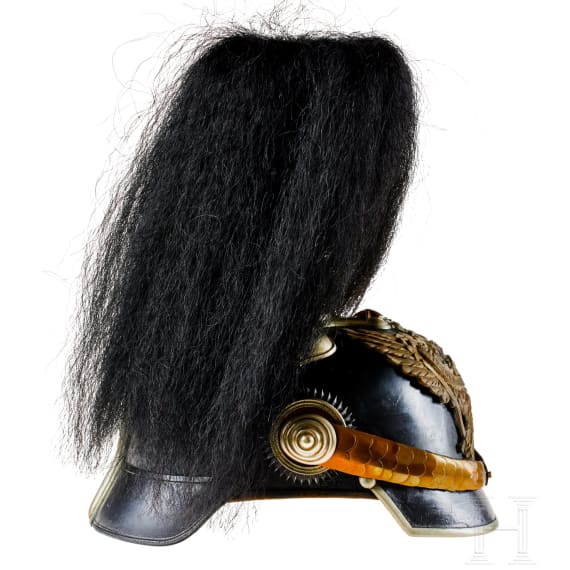 Helm f&uuml;r Offiziere des Dragoner-Regiments Nr. 16, mit Haarbusch
