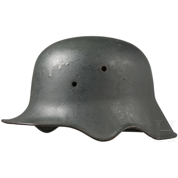 Stahlhelm M 18 mit Ohrenausschnitt