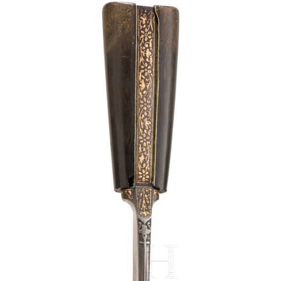 A Persian kard with wootz-Damascus blade, circa 1800