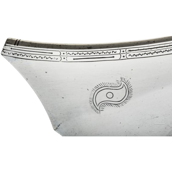 A heavy Nepalese kora sword, circa 1900